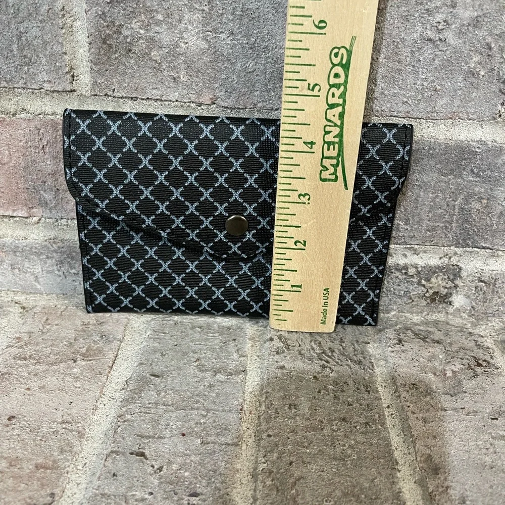 Elegant Black/Blue Patterned Handbag Set - Picture 11 of 17